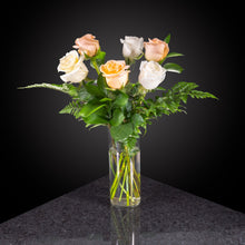 Load image into Gallery viewer,  6 Roses / Vase / Basic