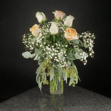 Load image into Gallery viewer,  6 Roses / Vase / Fancy