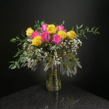 Load image into Gallery viewer,  12 Roses / Vase / Fancy