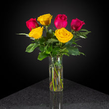 Load image into Gallery viewer,  6 Roses / Vase / Basic