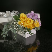 Load image into Gallery viewer,  12 Roses / Boxed / Fancy