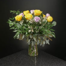 Load image into Gallery viewer,  12 Roses / Vase / Fancy