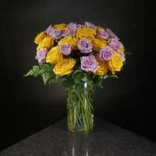 Load image into Gallery viewer,  36 Roses / Vase / Basic