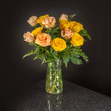 Load image into Gallery viewer,  12 Roses / Vase / Basic