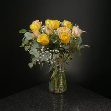 Load image into Gallery viewer,  12 Roses / Vase / Fancy