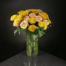 Load image into Gallery viewer,  24 Roses / Vase / Basic