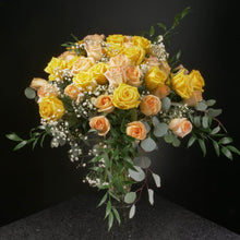 Load image into Gallery viewer,  50 Roses / Vase / Fancy