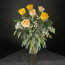 Load image into Gallery viewer,  6 Roses / Vase / Fancy