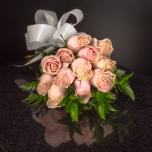 Load image into Gallery viewer,  12 Roses / Hand-Tied / Basic