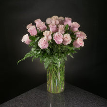 Load image into Gallery viewer,  24 Roses / Vase / Basic