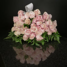 Load image into Gallery viewer,  36 Roses / Hand-Tied / Basic