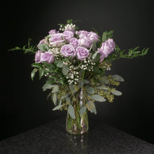 Load image into Gallery viewer,  18 Roses / Vase / Fancy