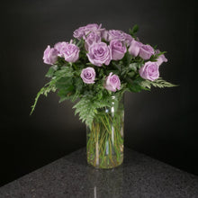 Load image into Gallery viewer,  24 Roses / Vase / Basic