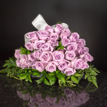 Load image into Gallery viewer,  36 Roses / Hand-Tied / Basic