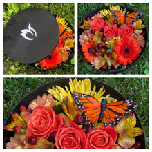 Load image into Gallery viewer, Ottawa Autumn In a Box