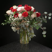 Load image into Gallery viewer,  24 Roses / Vase / Fancy