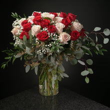 Load image into Gallery viewer,  36 Roses / Vase / Fancy