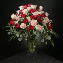 Load image into Gallery viewer,  50 Roses / Vase / Fancy