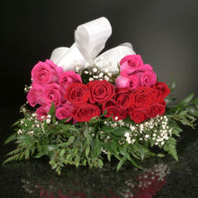 Load image into Gallery viewer,  18 Roses / Hand-Tied / Fancy