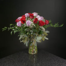 Load image into Gallery viewer,  18 Roses / Vase / Fancy