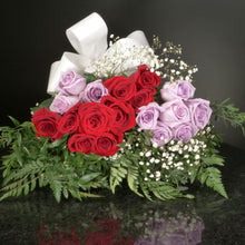 Load image into Gallery viewer,  18 Roses / Hand-Tied / Fancy