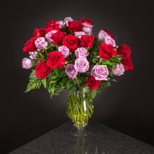 Load image into Gallery viewer,  50 Roses / Vase / Basic