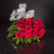 Load image into Gallery viewer,  18 Roses / Hand-Tied / Basic