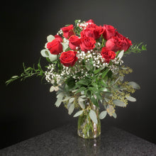 Load image into Gallery viewer,  18 Roses / Vase / Fancy