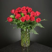 Load image into Gallery viewer,  24 Roses / Vase / Basic