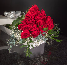 Load image into Gallery viewer,  36 Roses / Boxed / Fancy