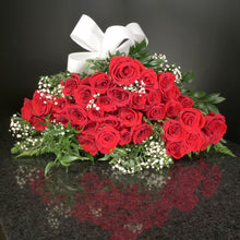 Load image into Gallery viewer,  36 Roses / Hand-Tied / Fancy