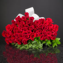 Load image into Gallery viewer,  50 Roses / Hand-Tied / Basic