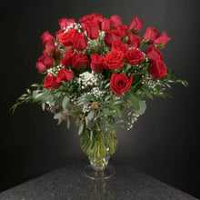 Load image into Gallery viewer,  50 Roses / Vase / Fancy