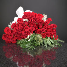 Load image into Gallery viewer,  50 Roses / Hand-Tied / Fancy