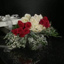 Load image into Gallery viewer,  24 Roses / Boxed / Fancy