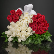 Load image into Gallery viewer,  50 Roses / Hand-Tied / Basic