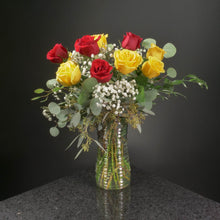 Load image into Gallery viewer,  12 Roses / Vase / Fancy