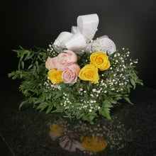 Load image into Gallery viewer,  6 Roses / Hand-Tied / Fancy