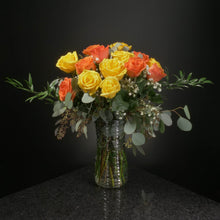 Load image into Gallery viewer,  18 Roses / Vase / Fancy