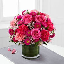 Load image into Gallery viewer, Pink Pursuits Bouquet