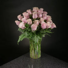 Load image into Gallery viewer,  36 Roses / Vase / Basic