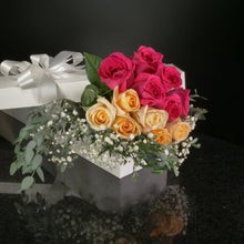 Load image into Gallery viewer,  12 Roses / Boxed / Fancy