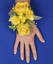 Load image into Gallery viewer, Yellow Rose Wrist Corsage