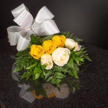 Load image into Gallery viewer, White Yellow Roses 6 Roses / Hand-Tied / Basic