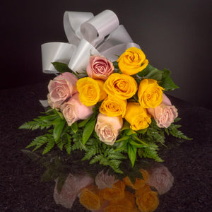  12 Roses / Hand-Tied / Basic